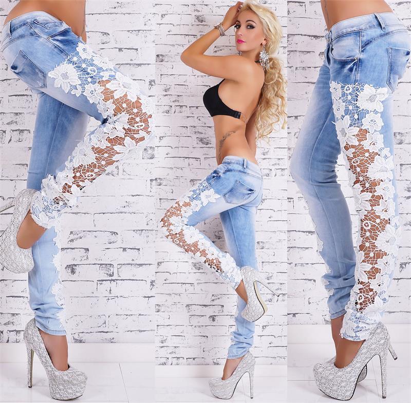 Blossom Lace-Panel Skinny Jeans – Light Wash Denim Elegance